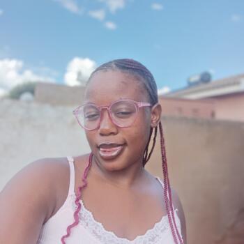 Babysitter Soshanguve: Tshiamo Nollen