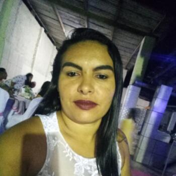 Babysitter in Santa Rita: Ivoneide