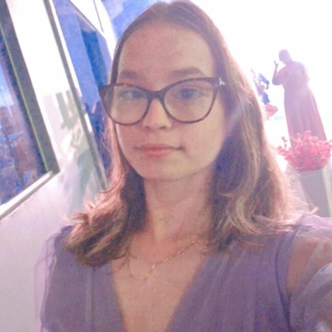 Babysitter in Itajaí: Lais