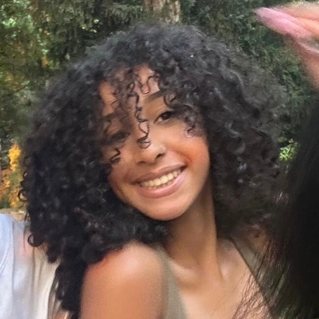 Babysitter in Paris: Keïssa