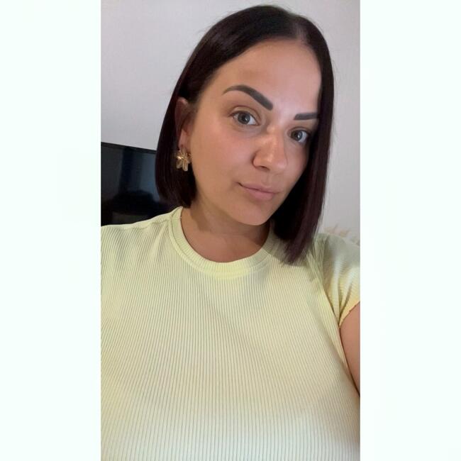 Babysitter in Saint-Sébastien-sur-Loire: Camille