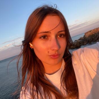 Babysitter in Nantes: Zoé