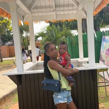Babysitter Montego Bay: Johnae