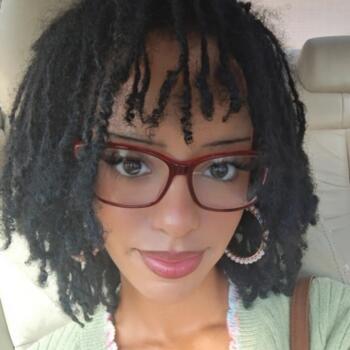 Babysitter in Fayetteville: Luciana