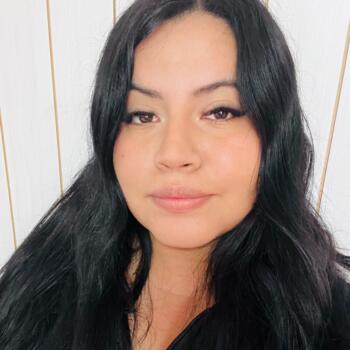 Niñera Coronel: Linsy