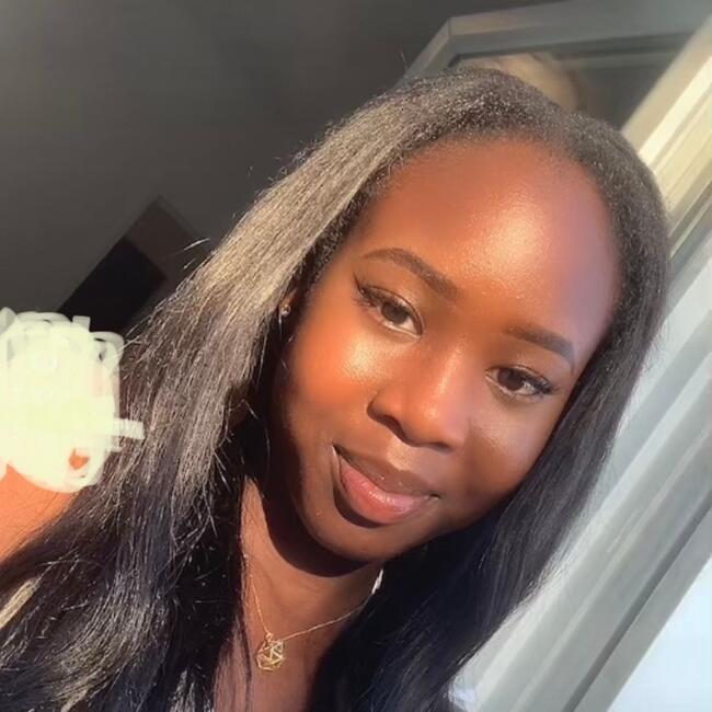 Babysitter in Tresses: Rama