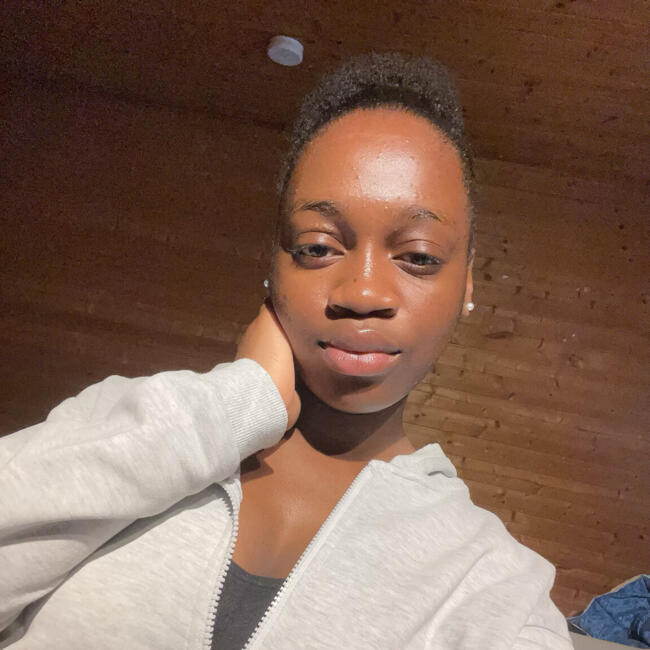 Babysitter in Denderleeuw: Honorina