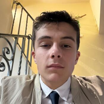 Babysitter in Canet-en-Roussillon: Clement