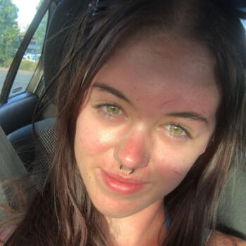 Babysitter in Feilding: Isla