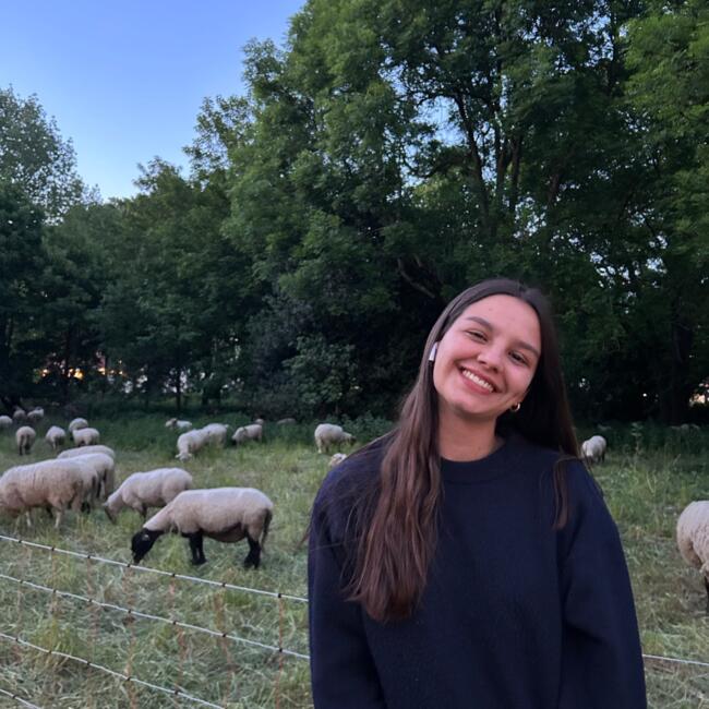 Babysitter στην περιοχή Γενέβη: Isabella