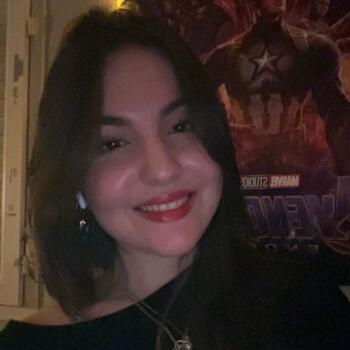 Babysitter in Saint-Victor-de-Malcap: Mallorie