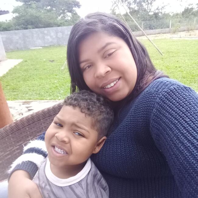 Babysitter in Barra do Choça: Daiane