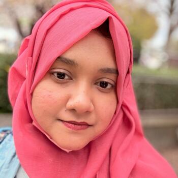 草加 のベビーシッター: Aumi Sinthia Jahan