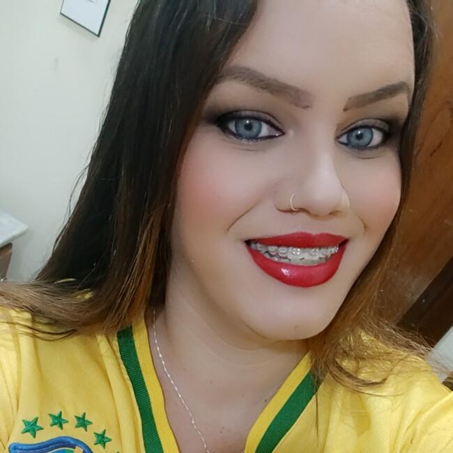 Babysitting job in Blumenau: Leticia