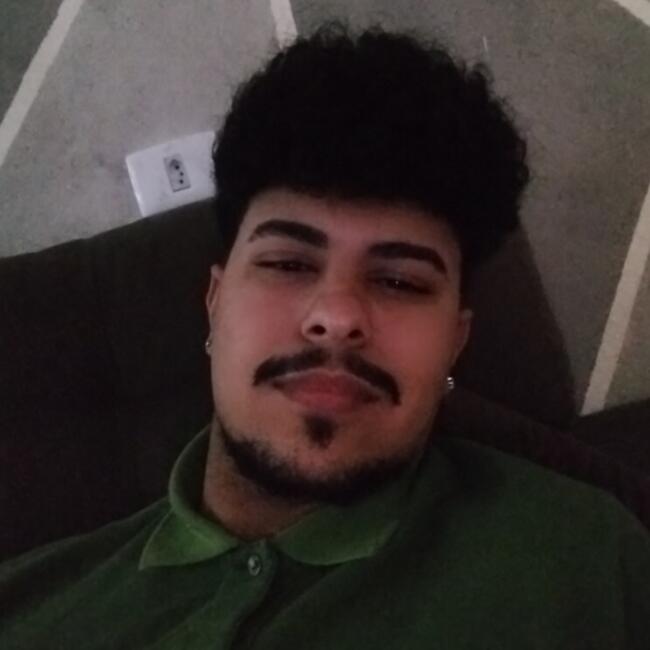 Babysitting job in São Paulo: Matheus