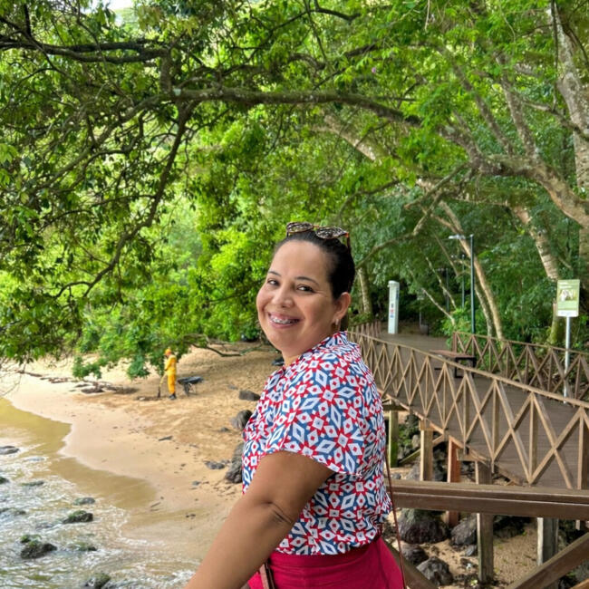 Babysitter in Camboriú: Vanessa