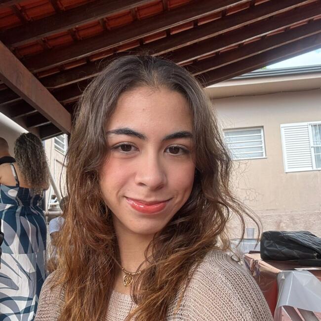 Babysitter in Campinas: Júlia