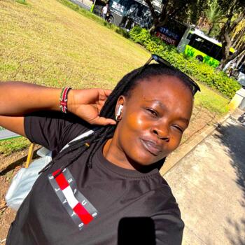 Babysitter in Żebbuġ: Maisy