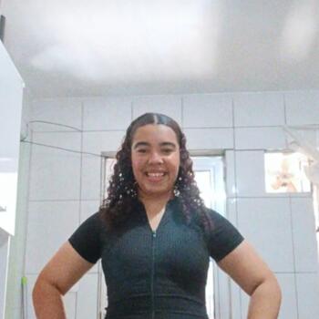 Babysitter in São Paulo: Mirela