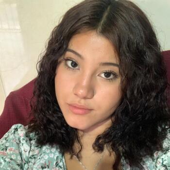 Babysitter in Guadalajara: Liz