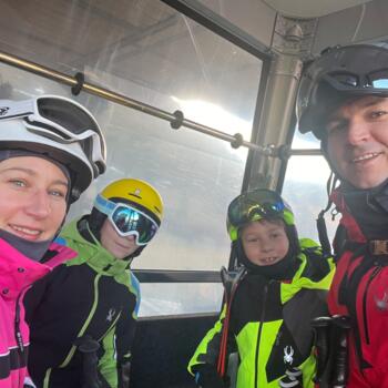 Trabajo de canguro en Pereiro de Aguiar: trabajo de canguro Jose Juan