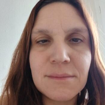 Babysitting job in Compiègne: babysitting job Hélène