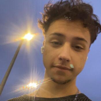 Babysitter Angevillers: Jules