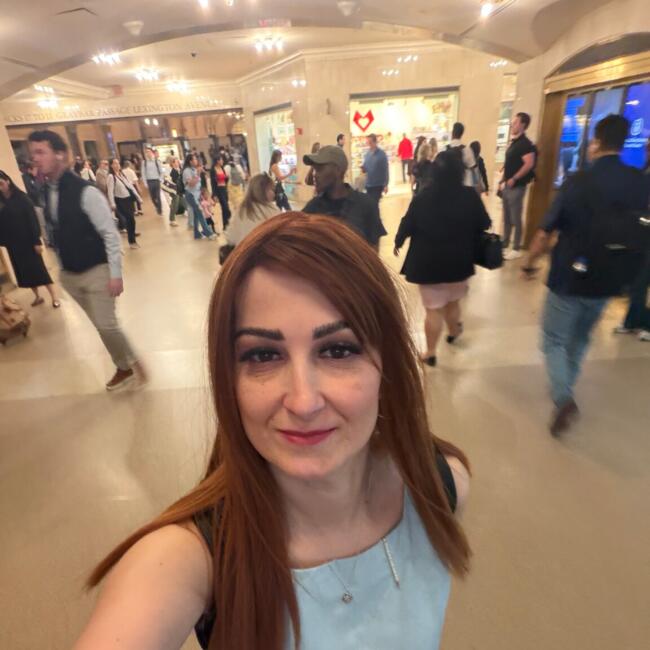Babysitter in Astoria: Kaltrina