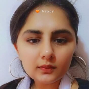 Baby-sitter in Badalona: Aqsa