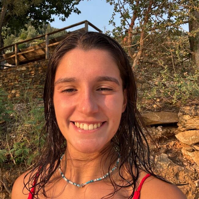 Babysitter in Oeiras: Madalena