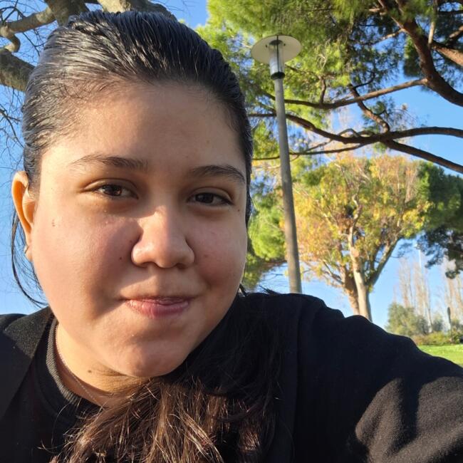 Babysitter em Pedrouços: Izabeli Araújo