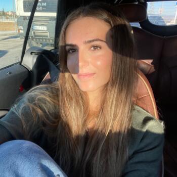 Niñera en Villanueva de la Cañada: Marta