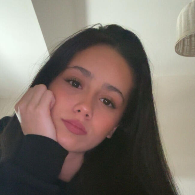 Babysitter in Barentin: Nawel