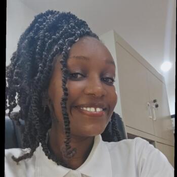 Babysitter in Mombasa: Dorcas