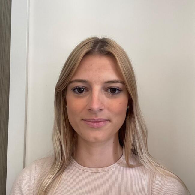 Babysitter in Dublin: Anais