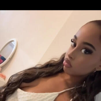 Babysitter in Créteil: Dior