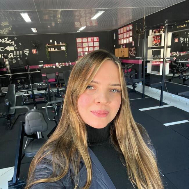 Babysitter in Cambé: Susana