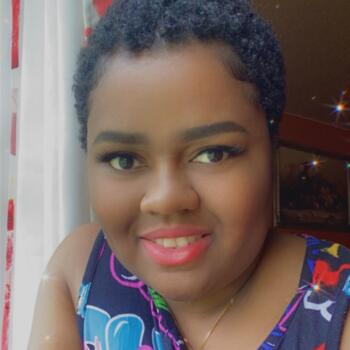 Babysitter in The Bronx: Chana