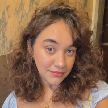 Babysitter in Lisbon: Adriana