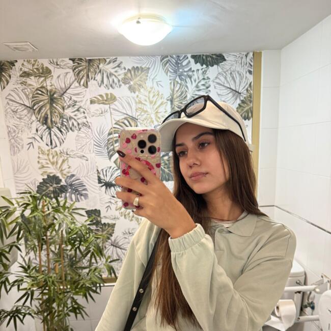 Babysitter in Marbella: Angelika