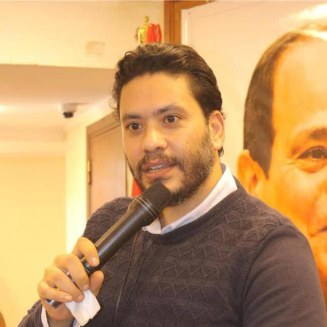 وظيفة جليسة أطفال في دمياط: Ahmed