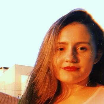 Babysitter em Barcelos: Victoria