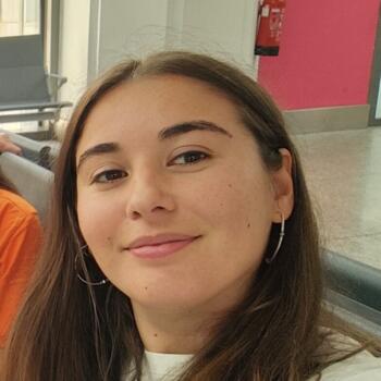 Babysitter Manilva: Ainhoa