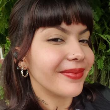 Babysitter in Guaratinguetá: Rayssa