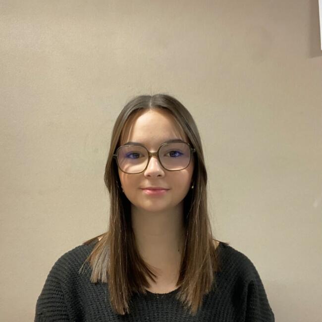 Babysitter in Collinée: Mathilde