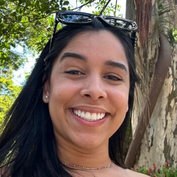 Babysitting job in São Vicente: Beatriz