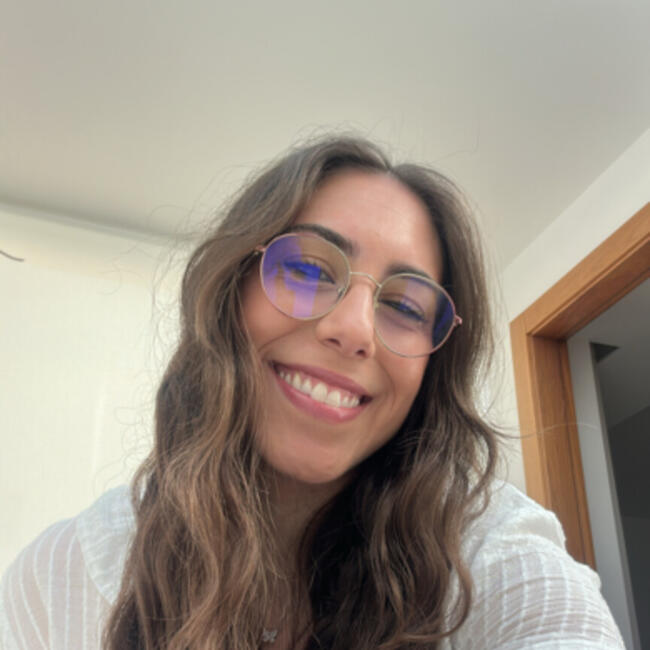 Babysitter in Coimbra: Sara