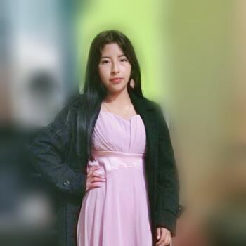 Babysitter in Santa Coloma de Gramenet: Abigail