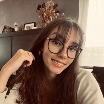 Babysitter in Lille: Lisa