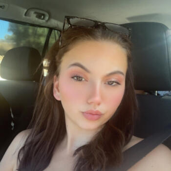 Babysitter Saint-Etienne: Alya